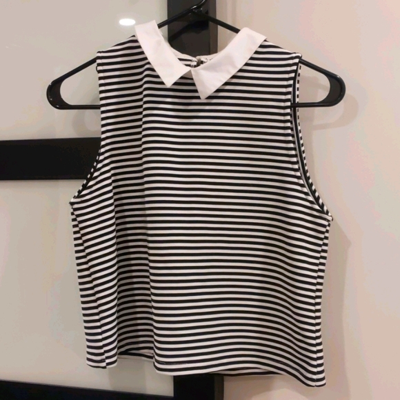 Blouse - Picture 2 of 3